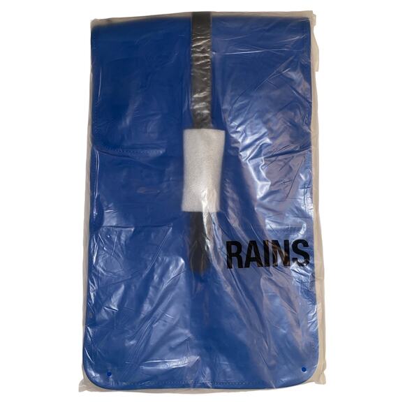 NWT Rains Backpack Blue Waves Adjustable Straps Zippered Pockets Unisex - Picture 5 of 7